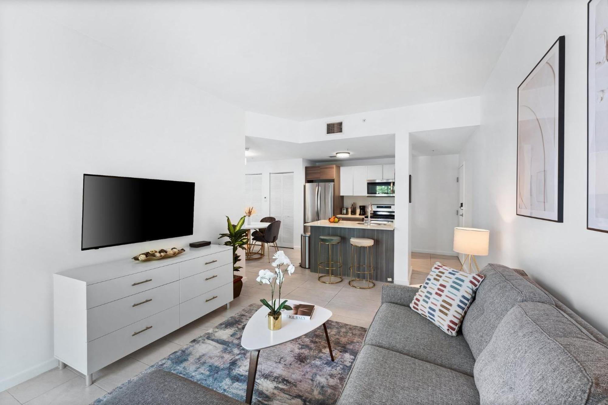Modern Apartment In Edgewater Miami Rum bild