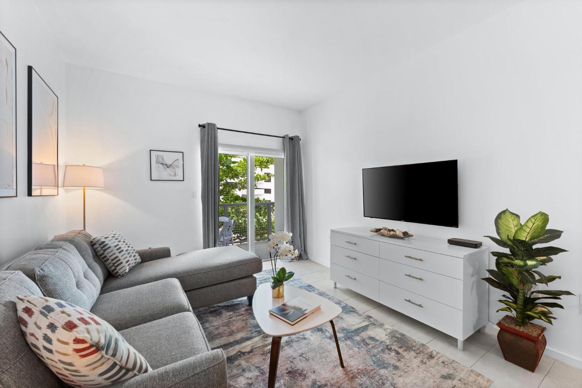 Modern Apartment In Edgewater Miami Rum bild